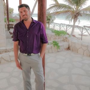 Meet your Posher, Ray